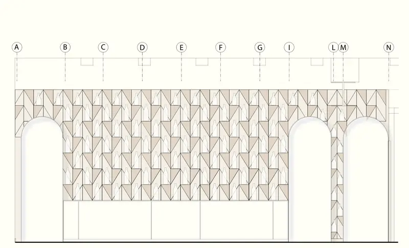 Il disegno dell'architetto: la parete della bottigliera a triangoli, una bottiglia per cella, con gli archi.